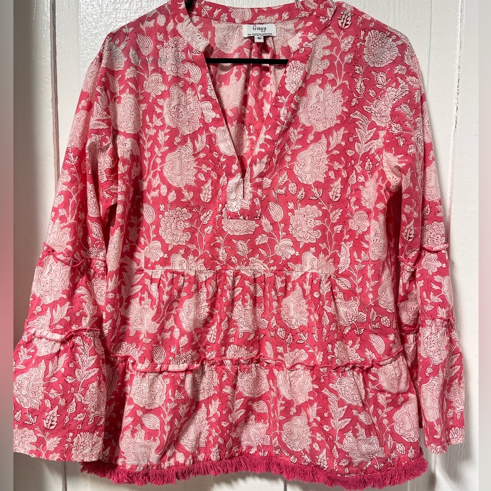 Gingy Fennerton Collection Rye fringe bottom pink and white tiered blouse Size M